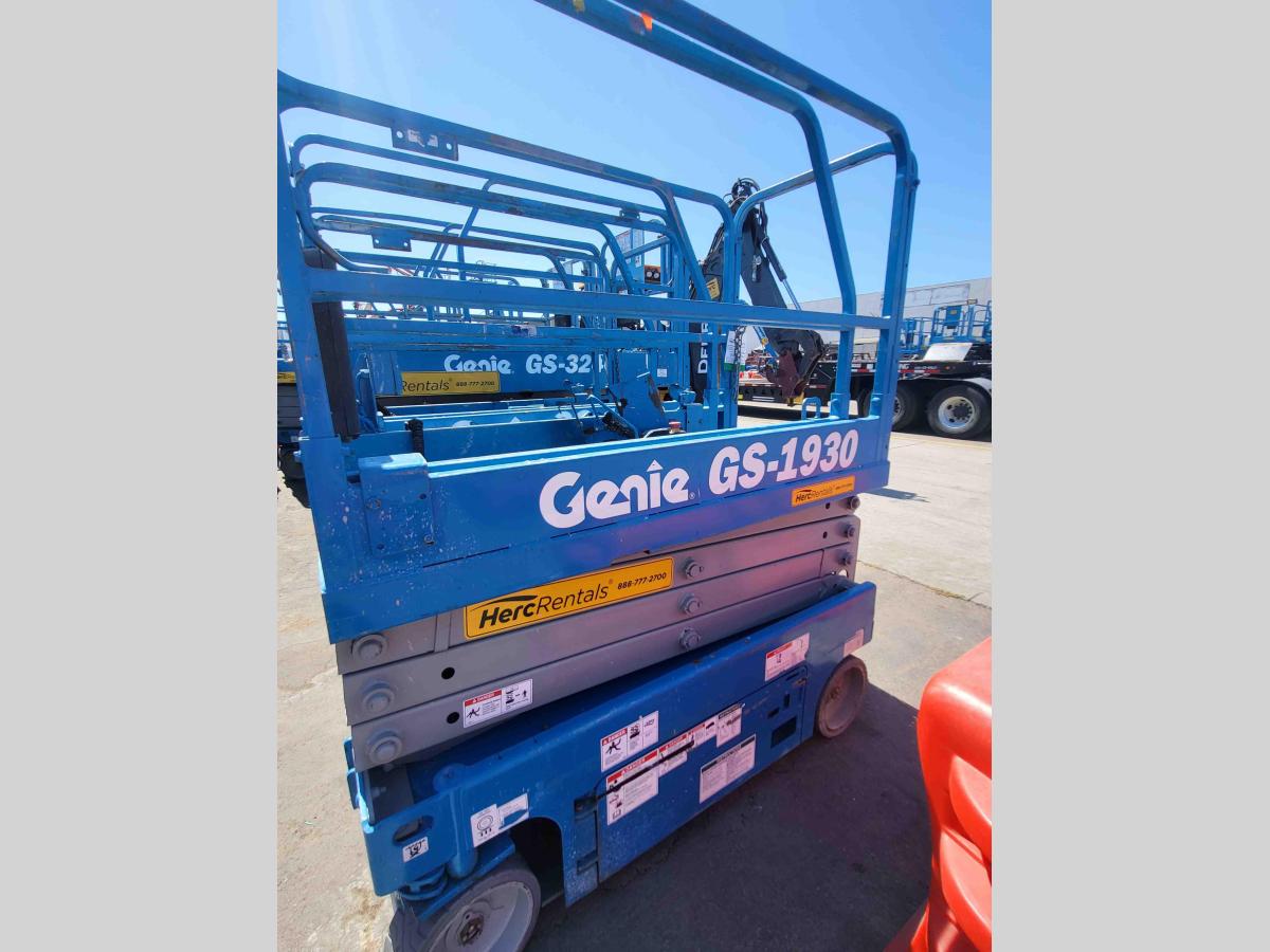 2016 Genie GS-1930