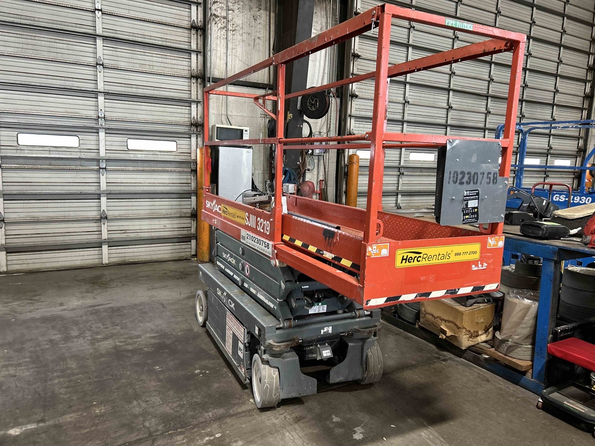 2017 Skyjack SJ3219-3