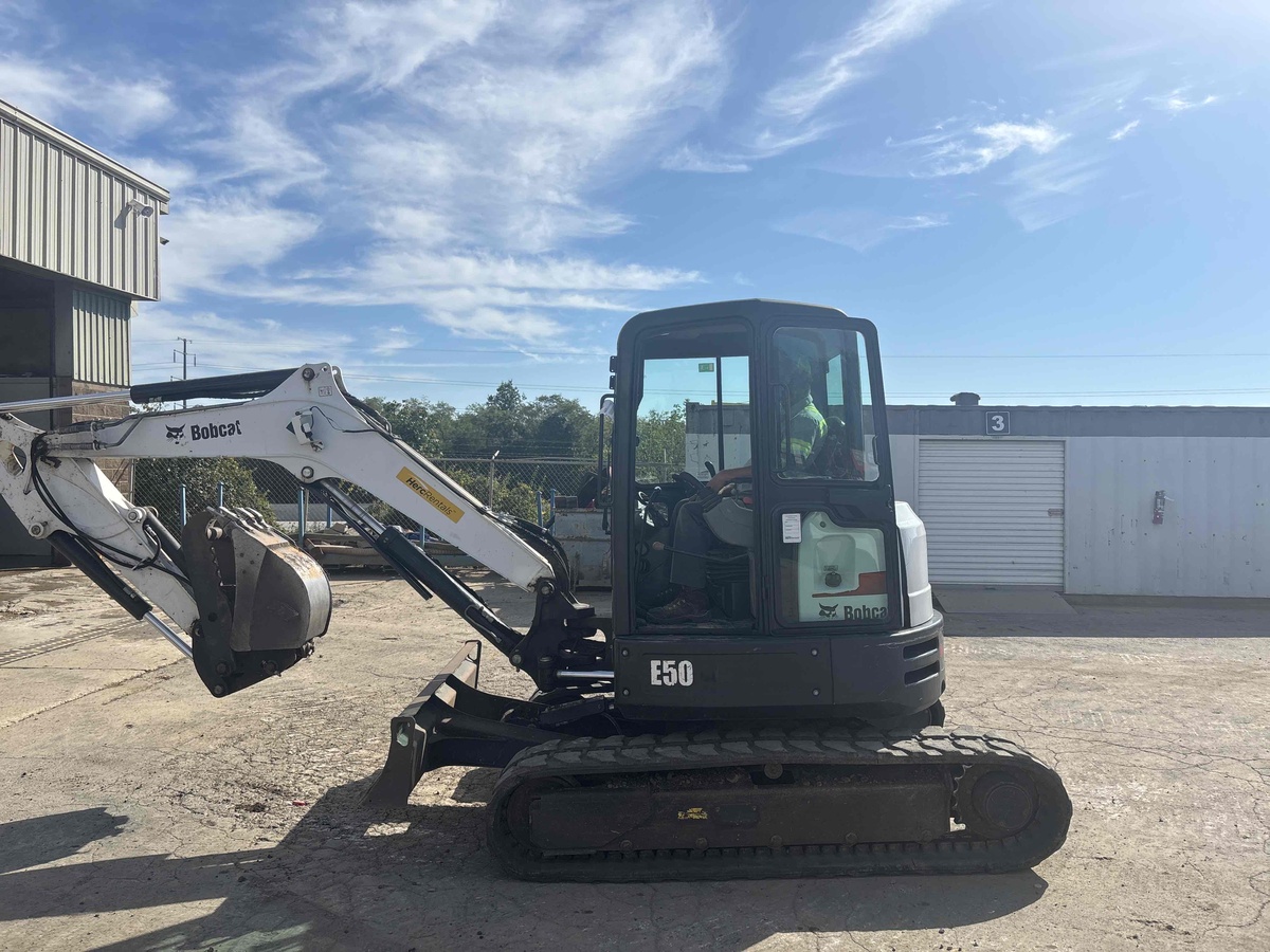 2019 Bobcat E50-6