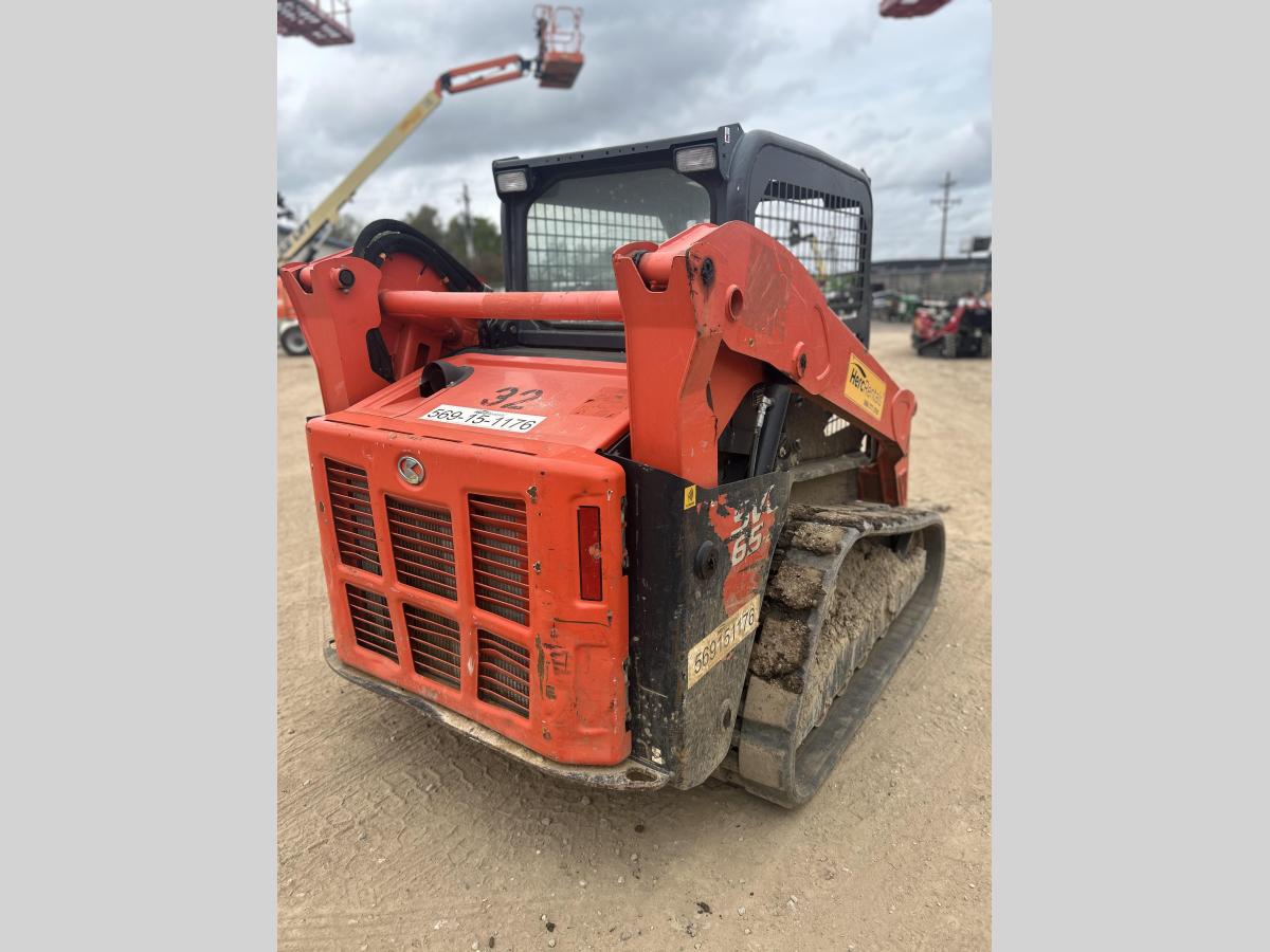 2021 Kubota SVL65-2