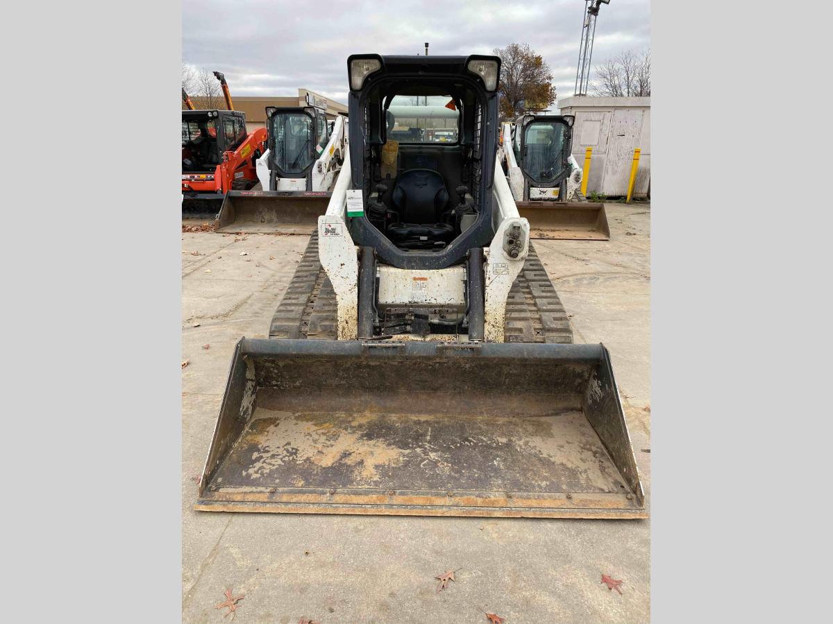 2017 Bobcat T740