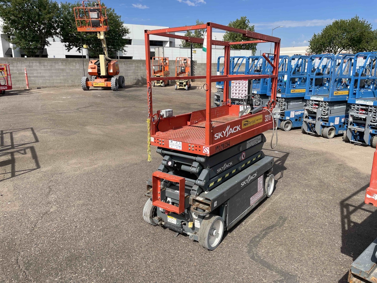 2017 Skyjack SJ3219-4