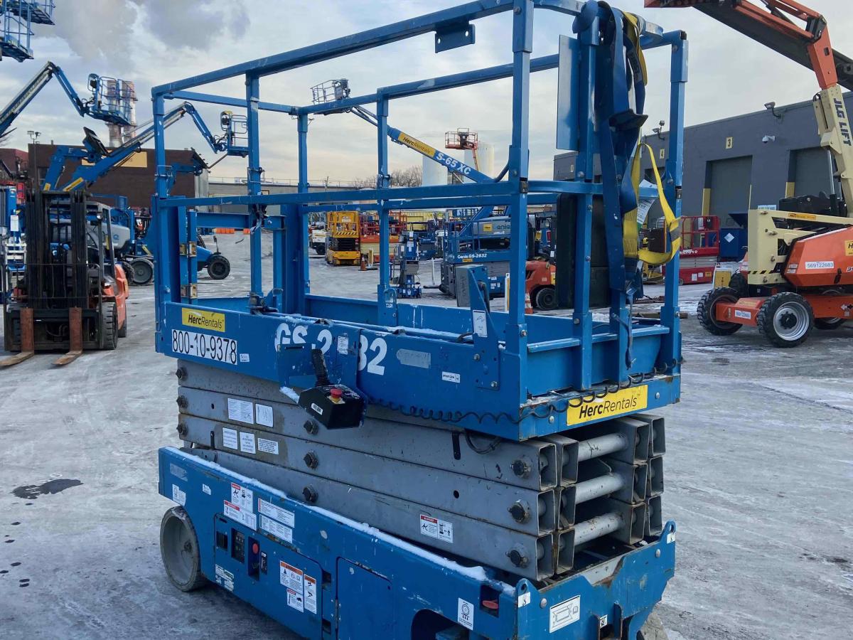 2016 Genie GS-2632