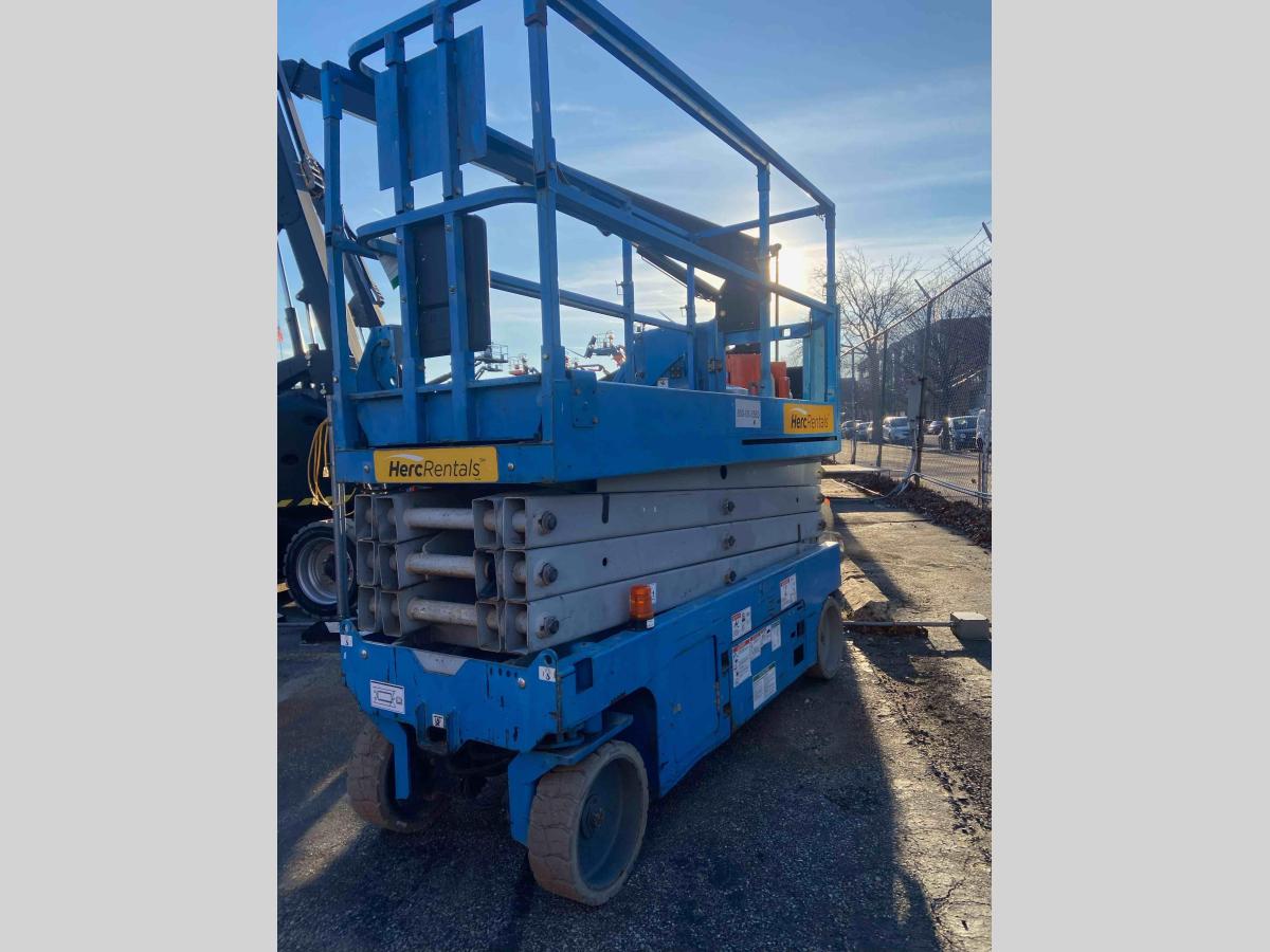 2015 Genie GS-2632