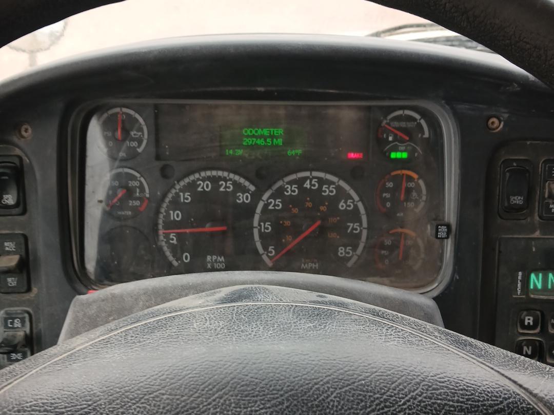 2019 Freightliner M2106-7