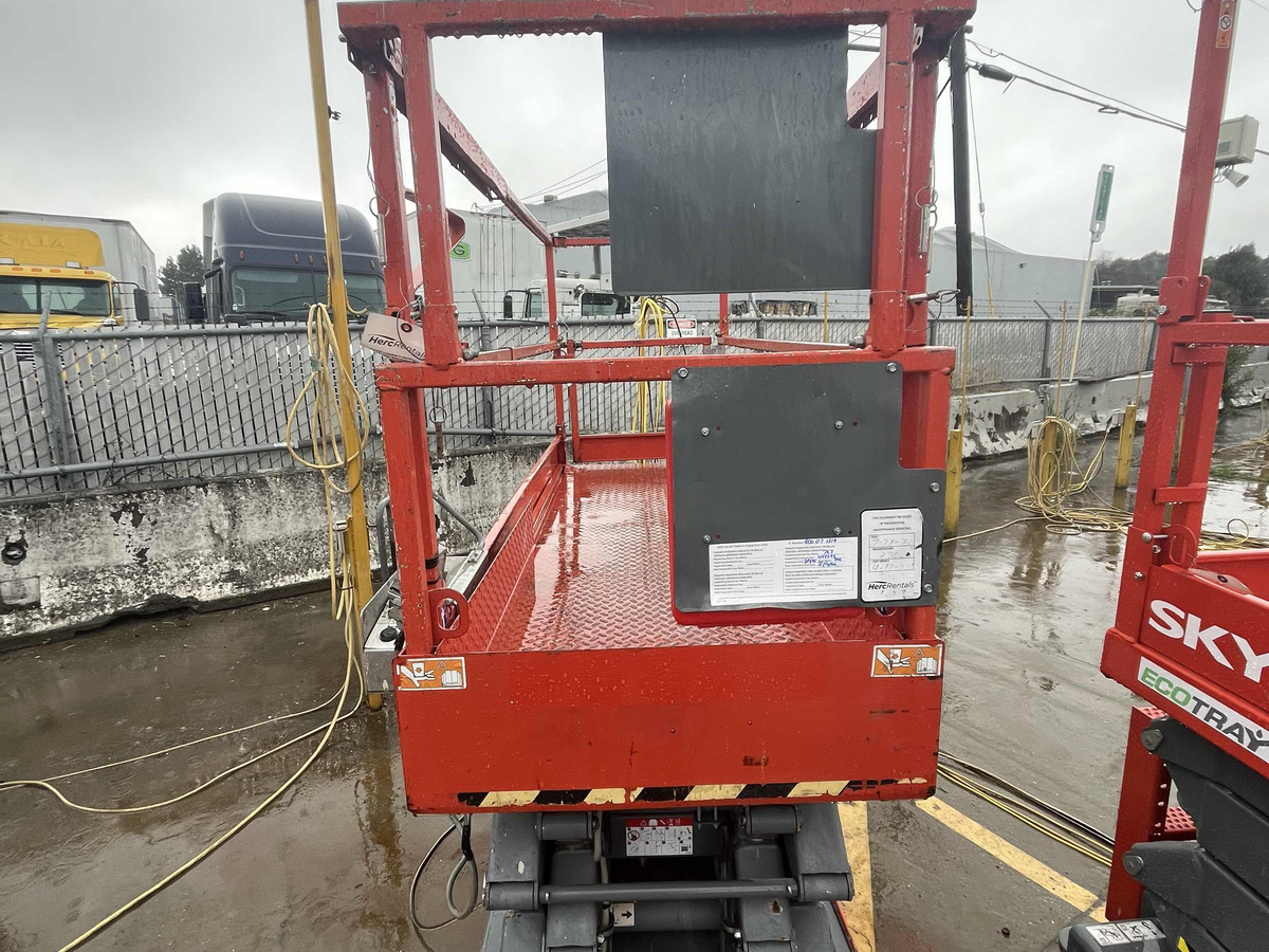 2015 Skyjack SJ3226