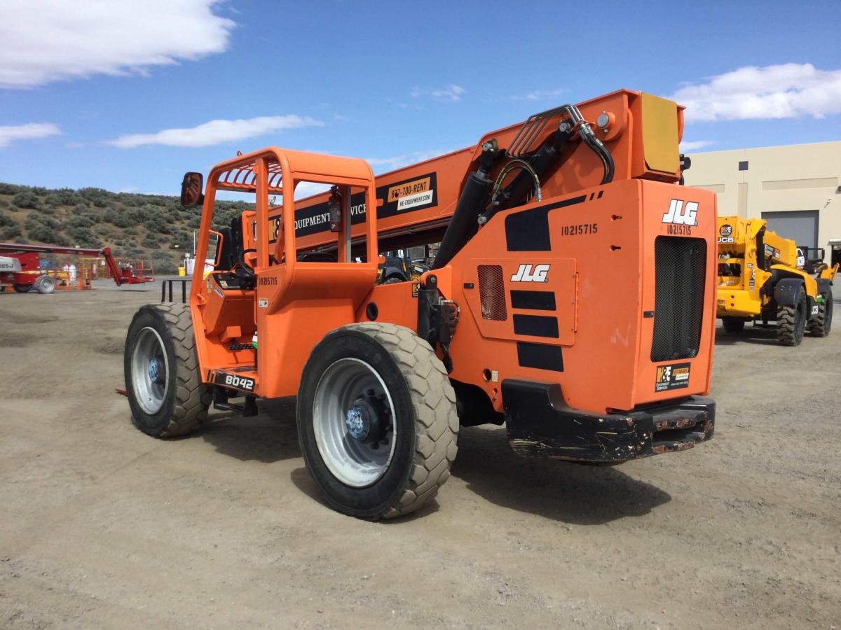 2017 SkyTrak 8042