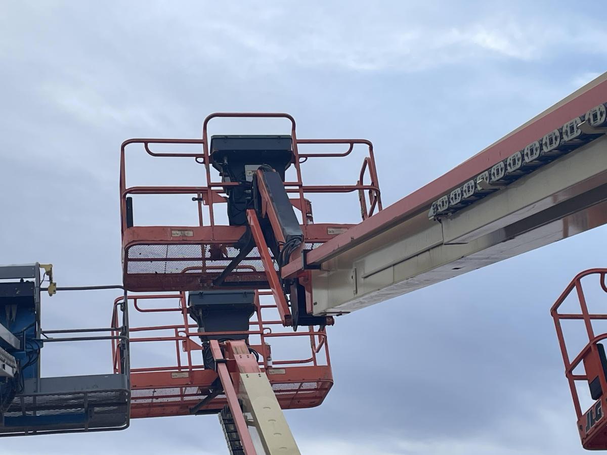 2015 JLG 800AJ