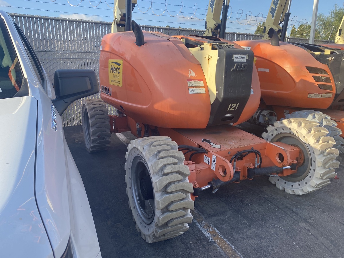 2007 JLG 600AJN Narrow-2