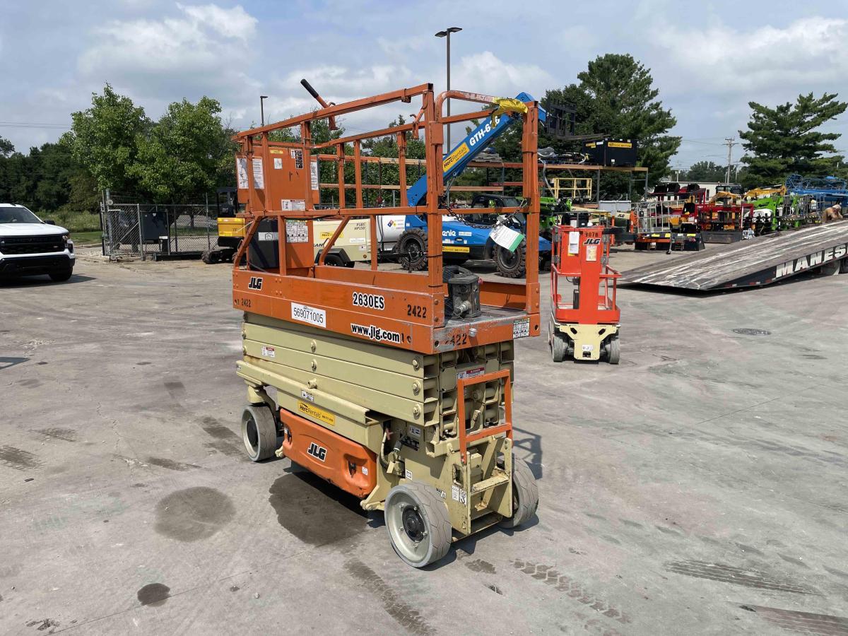 2005 JLG 2630ES