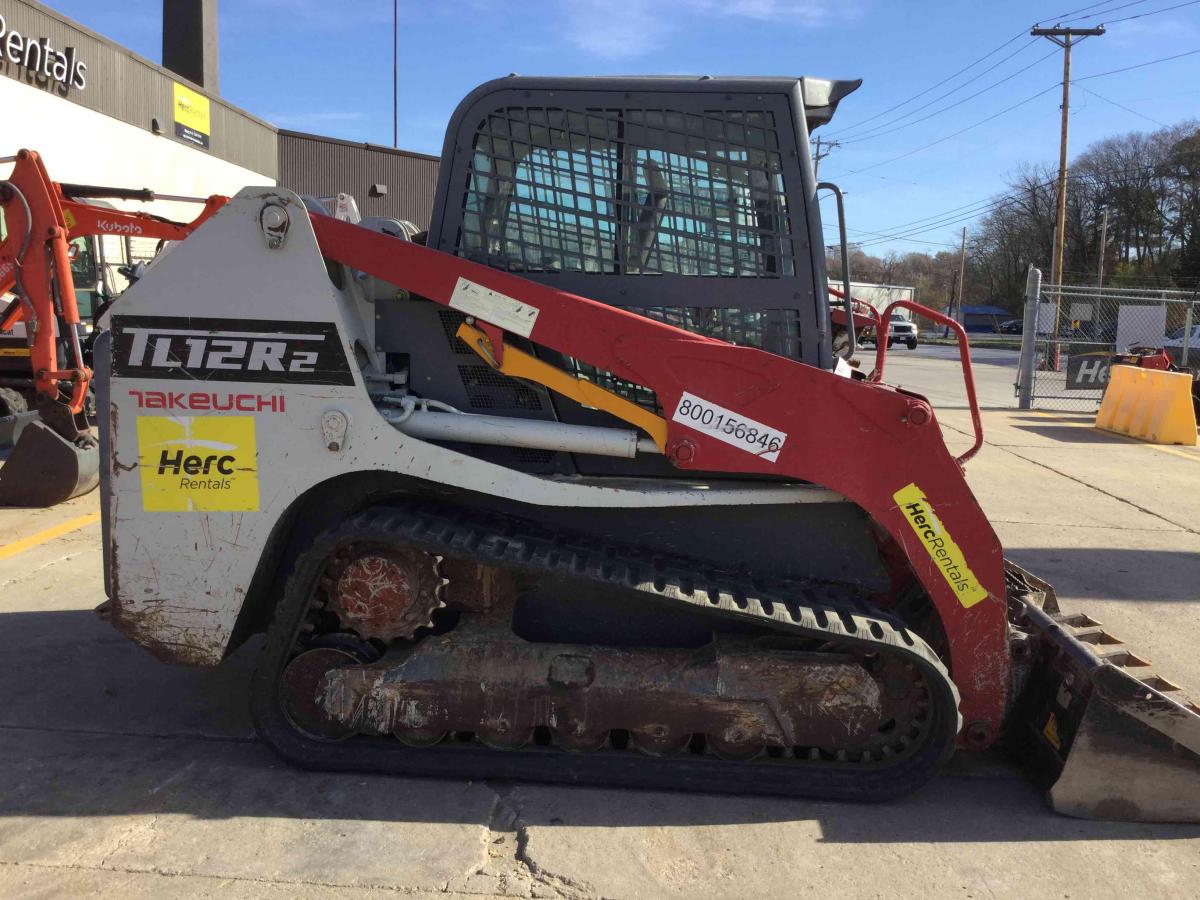 2017 Takeuchi TL12R2-3