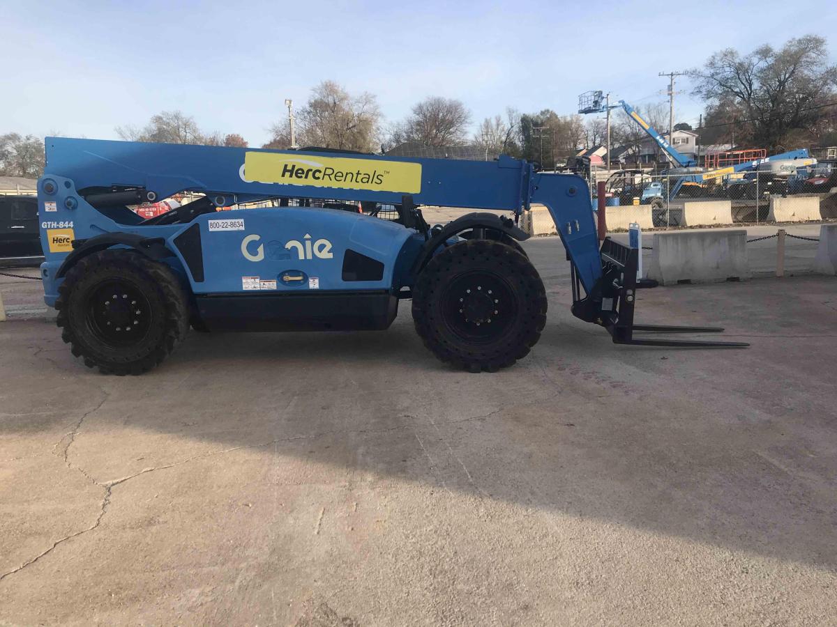 2018 Genie GTH 844