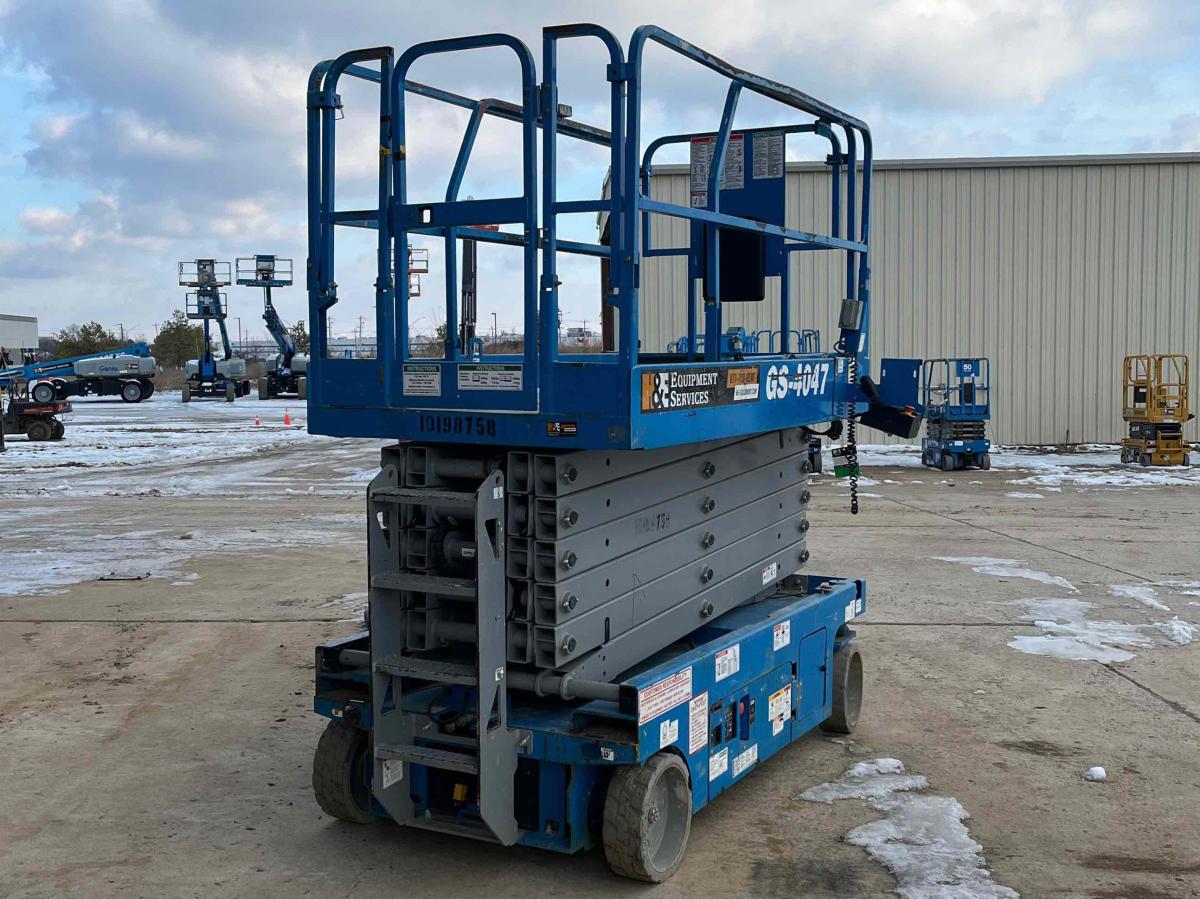 2016 Genie GS-4047