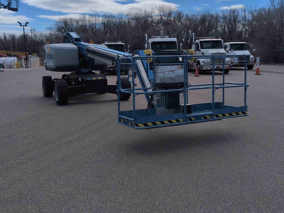 2019 Genie S-45XC