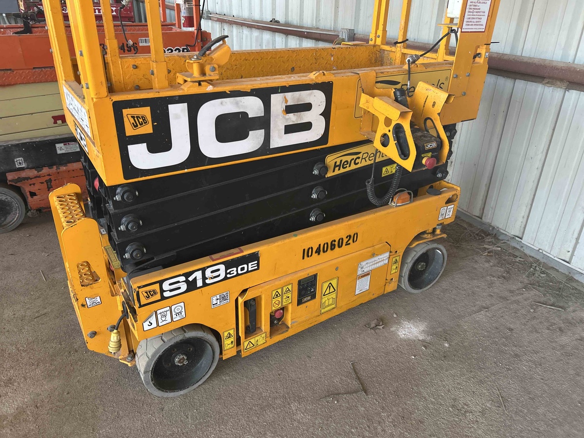 2022 JCB S1930E-6