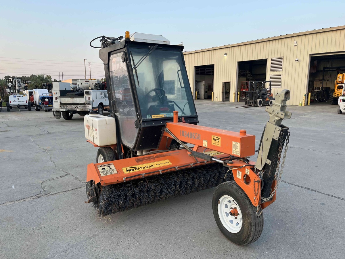 2021 LayMor SM300-2