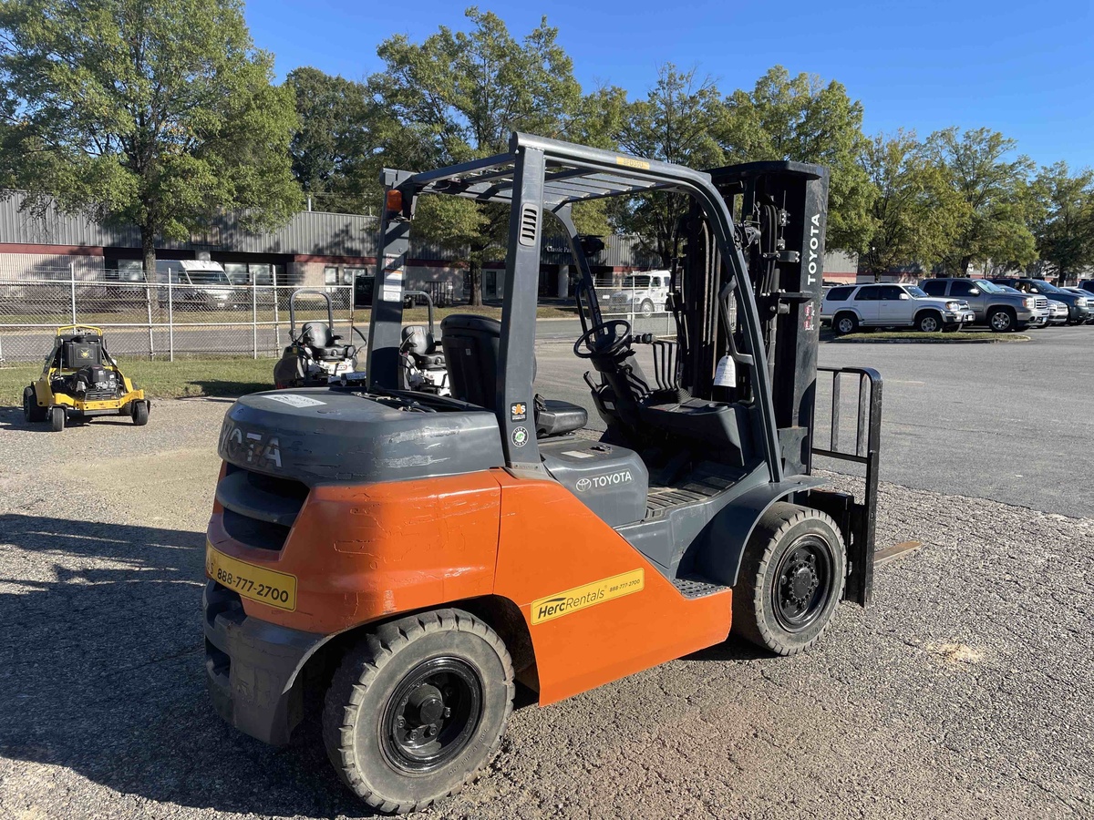 2021 Toyota 8FD35U-4