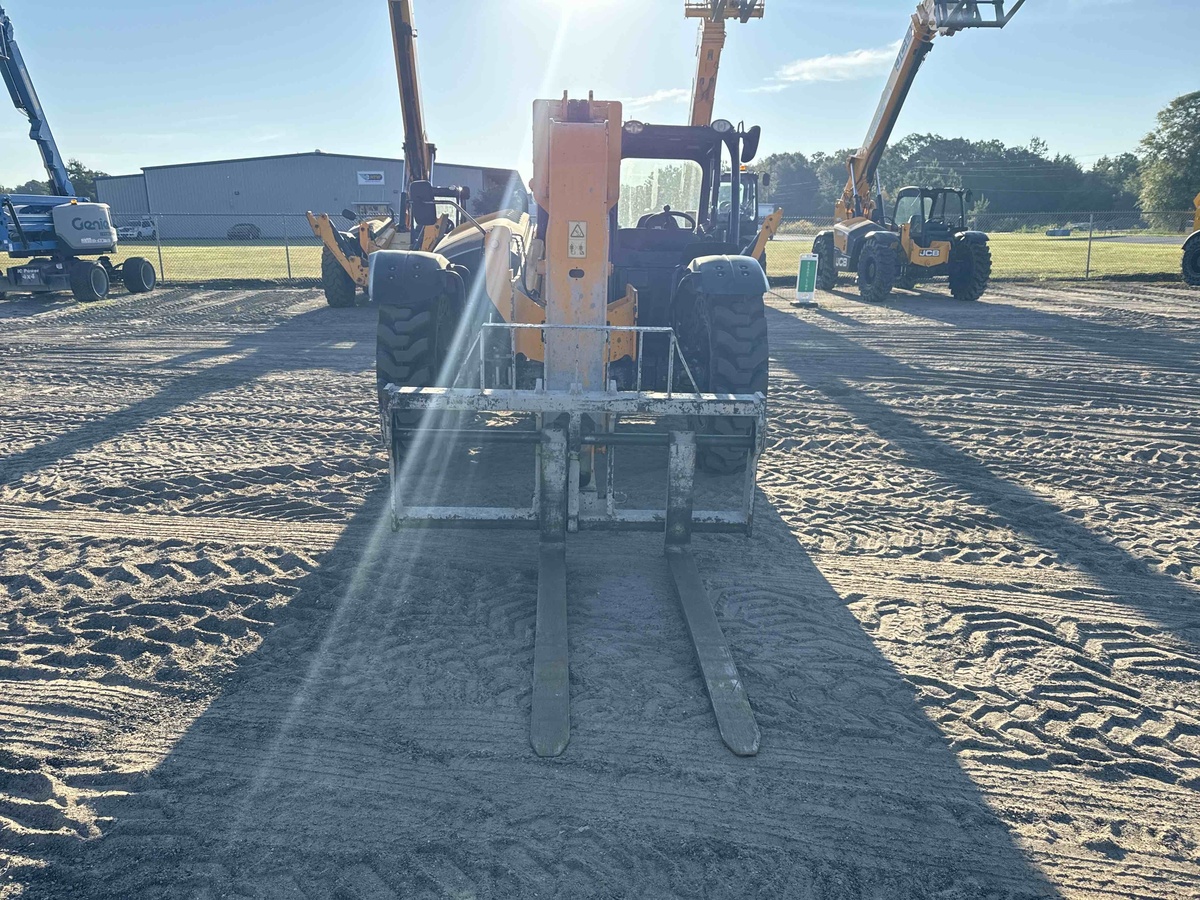 2022 JCB 509-42-3