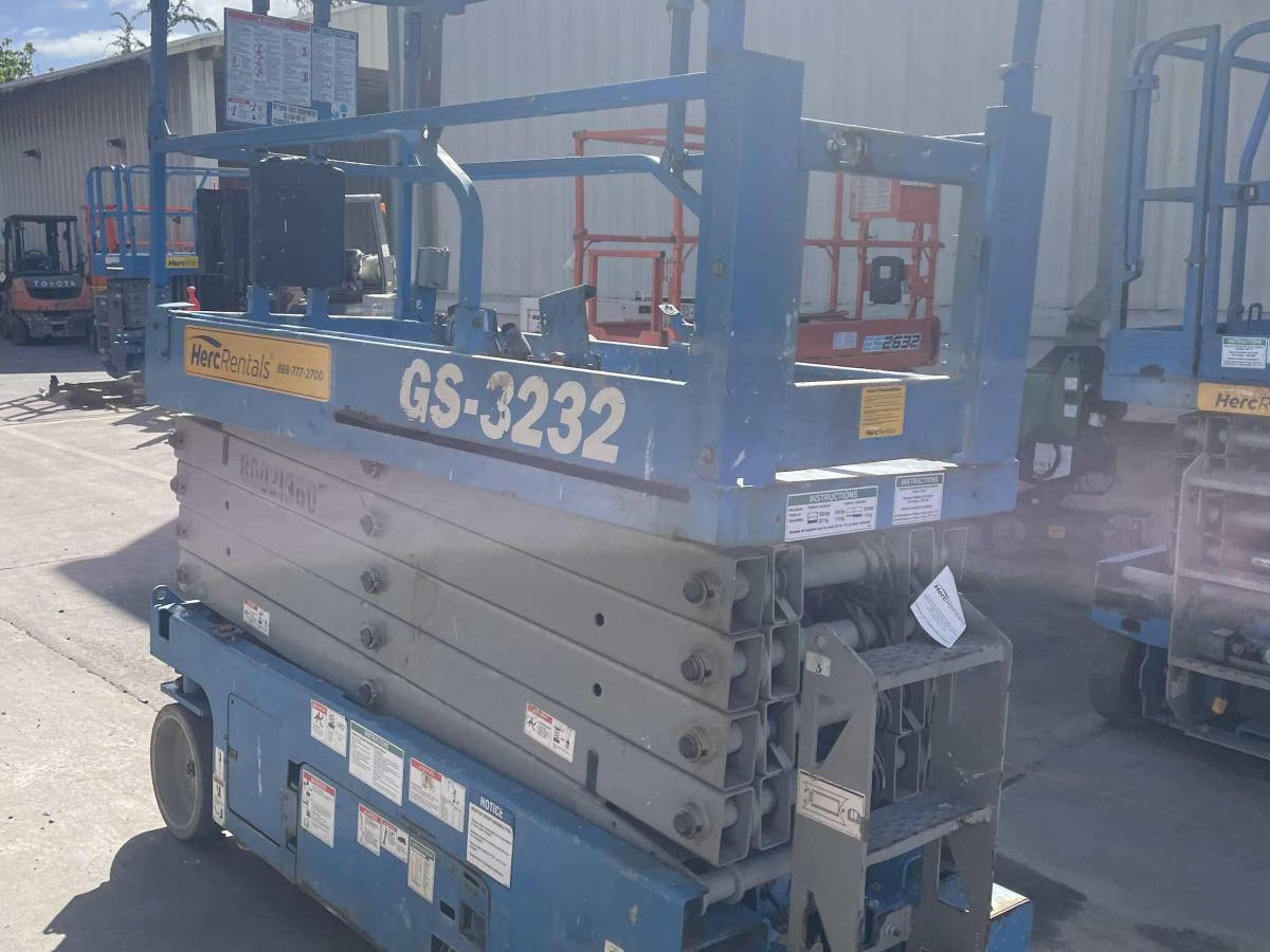 2018 Genie GS-3232-7
