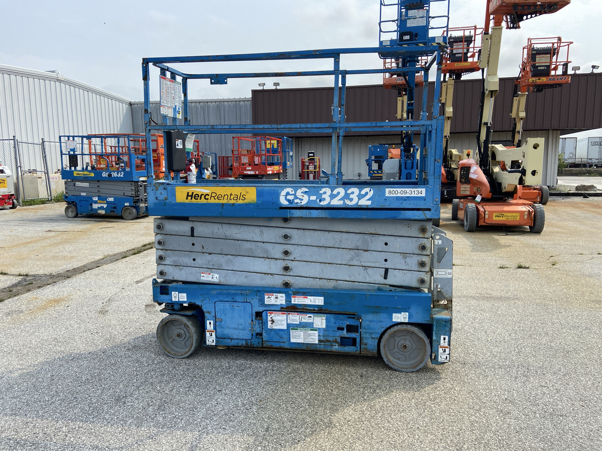 2016 Genie GS-3232-5