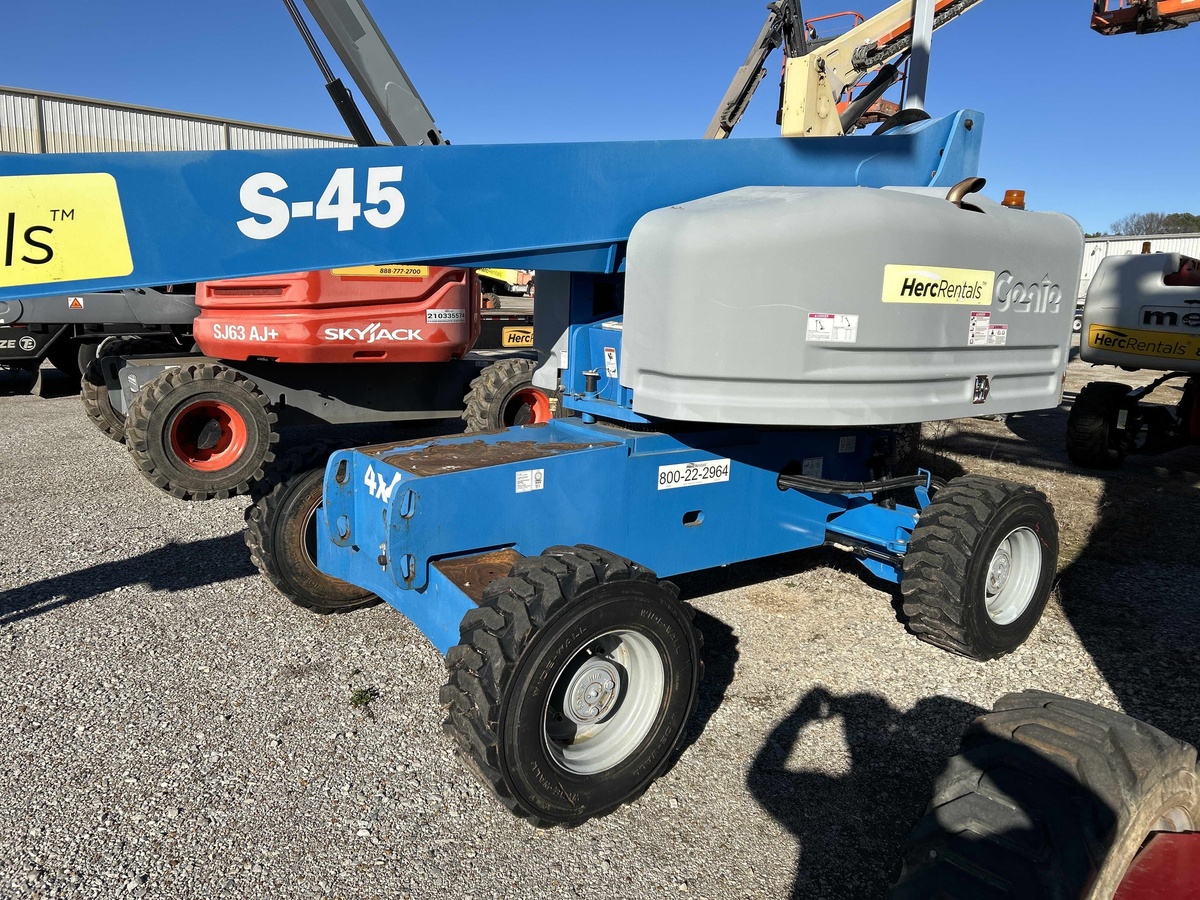 2018 Genie S-45-8