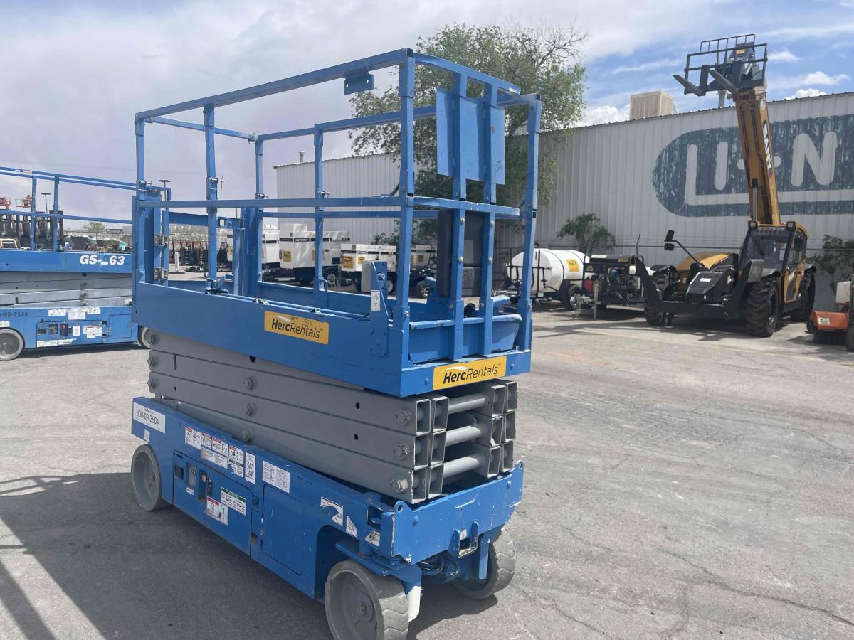 2016 Genie GS-2632