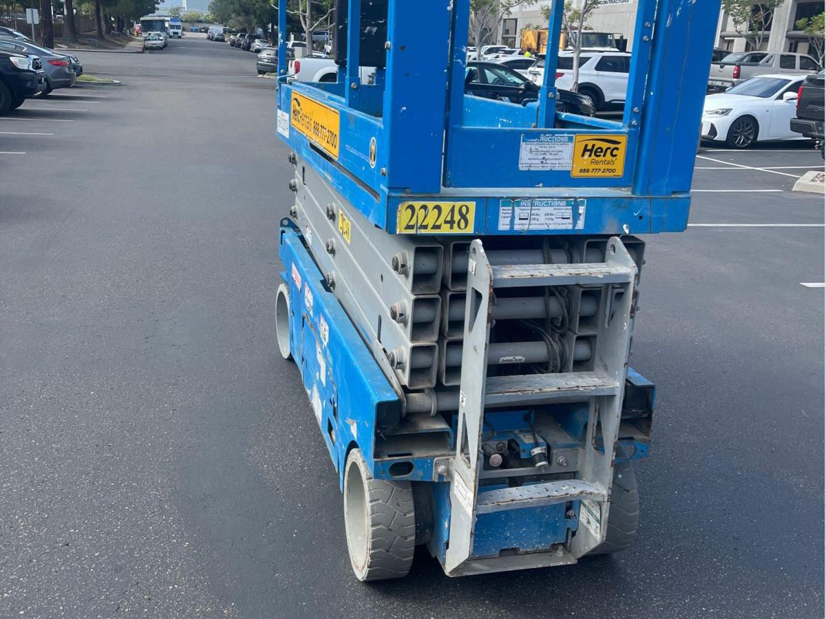 2017 Genie GS-2632-3