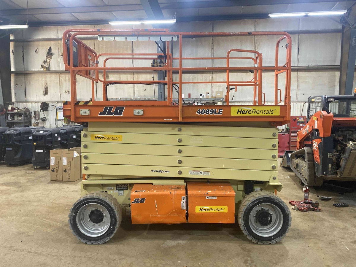 2020 JLG 4069LE