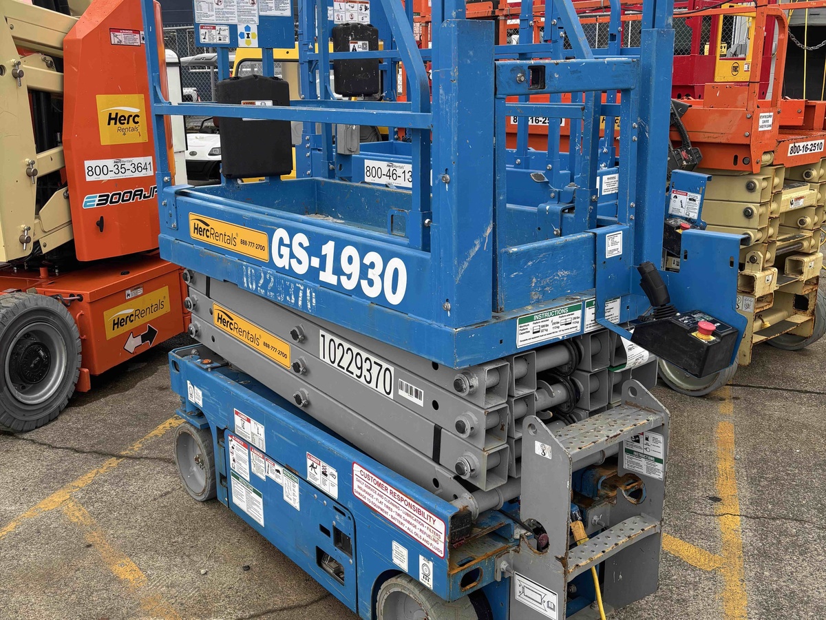 2017 Genie GS-1930-2