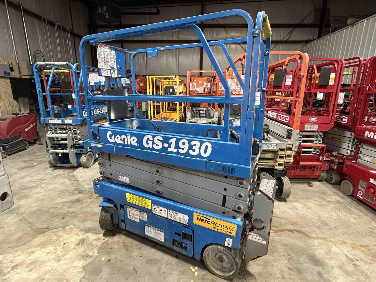 2017 Genie GS-1930