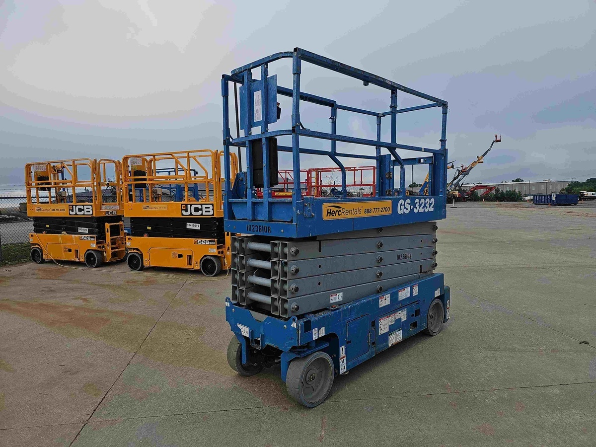 2018 Genie GS-3232-3
