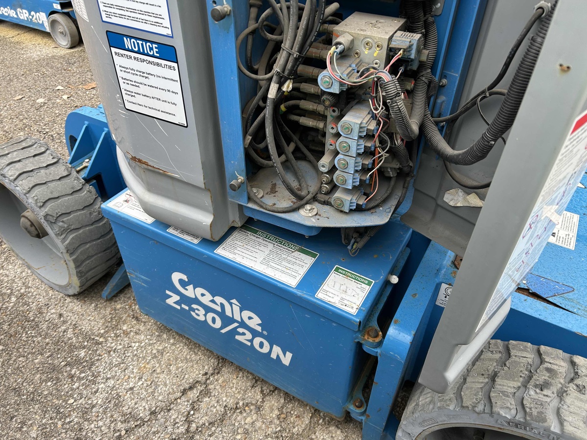 2017 Genie Z-30/20N RJ-7