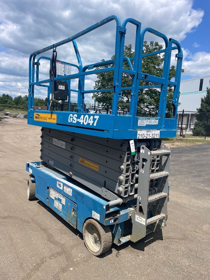 2017 Genie GS-4047-3