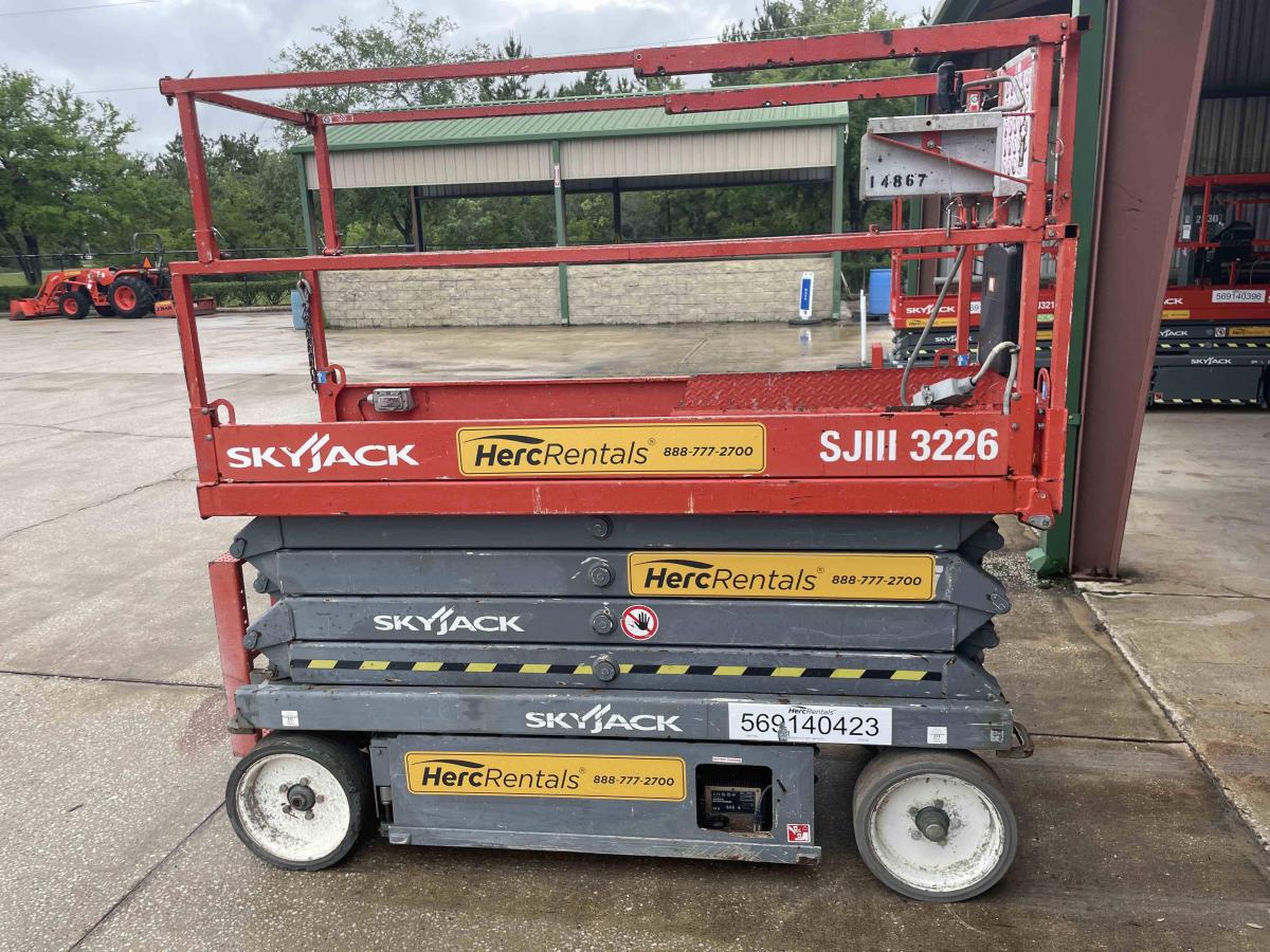 2015 Skyjack SJ3226