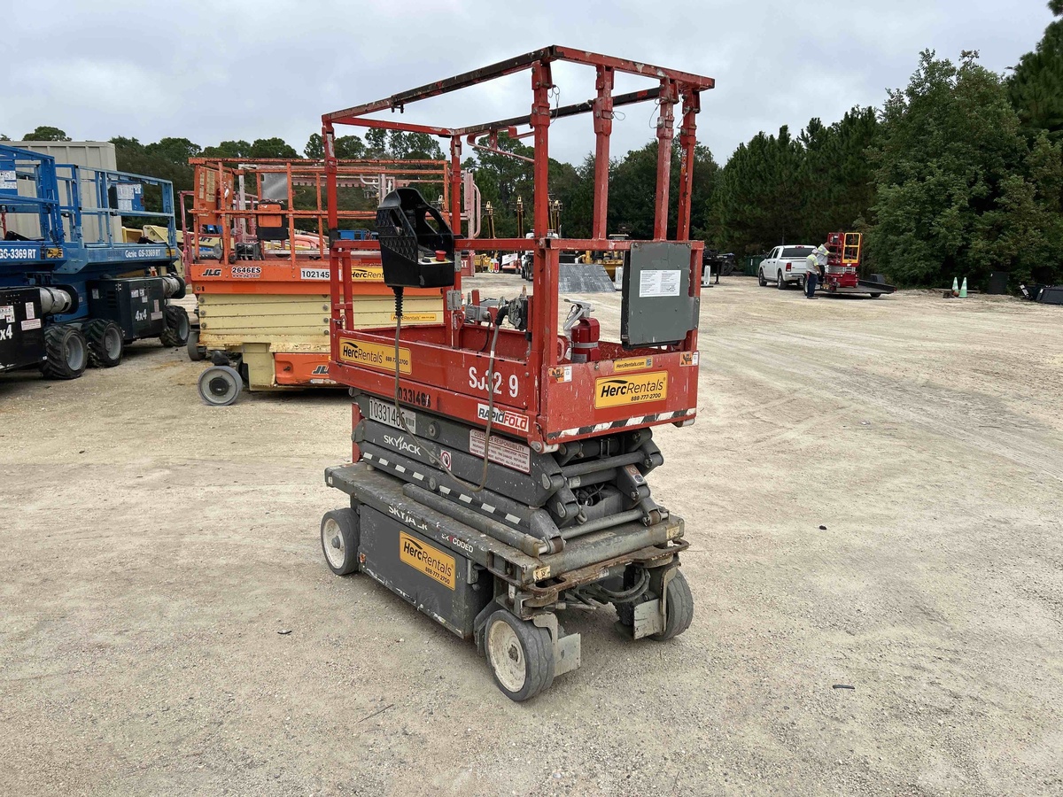 2021 Skyjack SJ3219-4