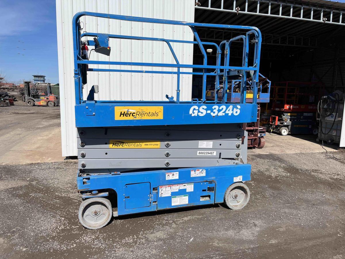 2018 Genie GS-3246-6