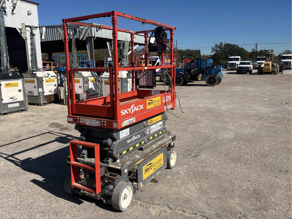 2021 Skyjack SJ3219