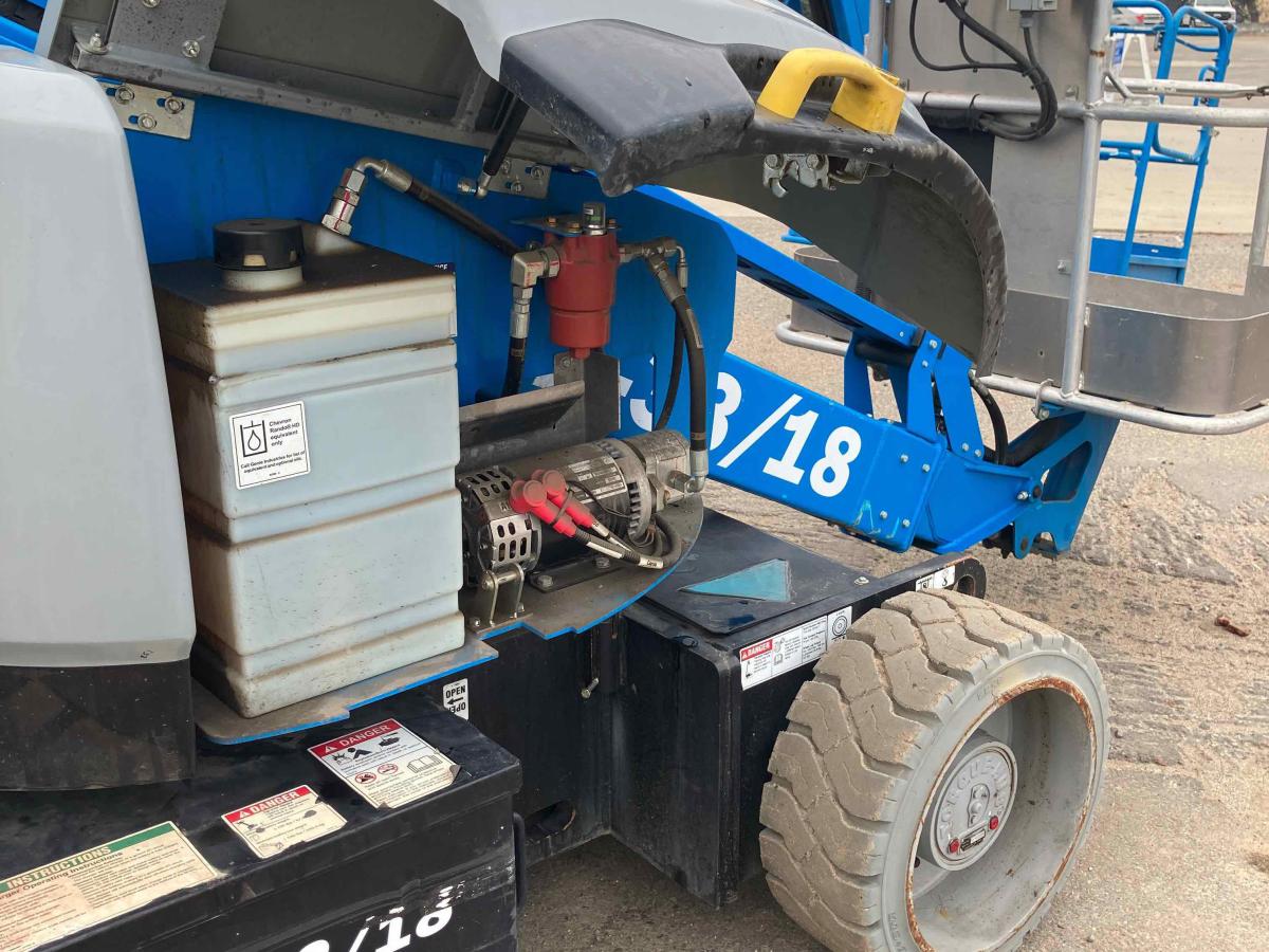 2016 Genie Z-33/18