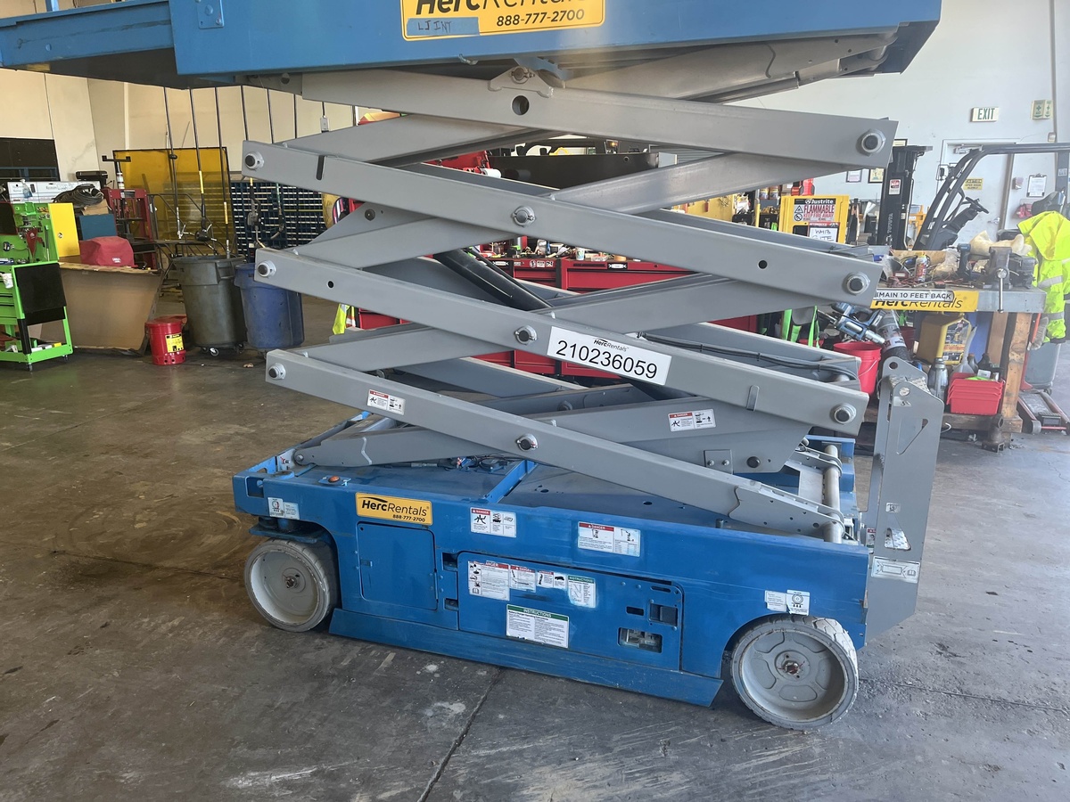 2018 Genie GS-2646-3