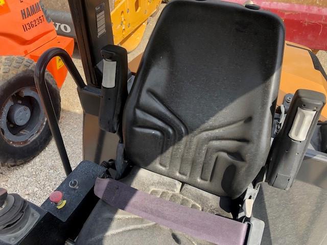 2020 Case SV208