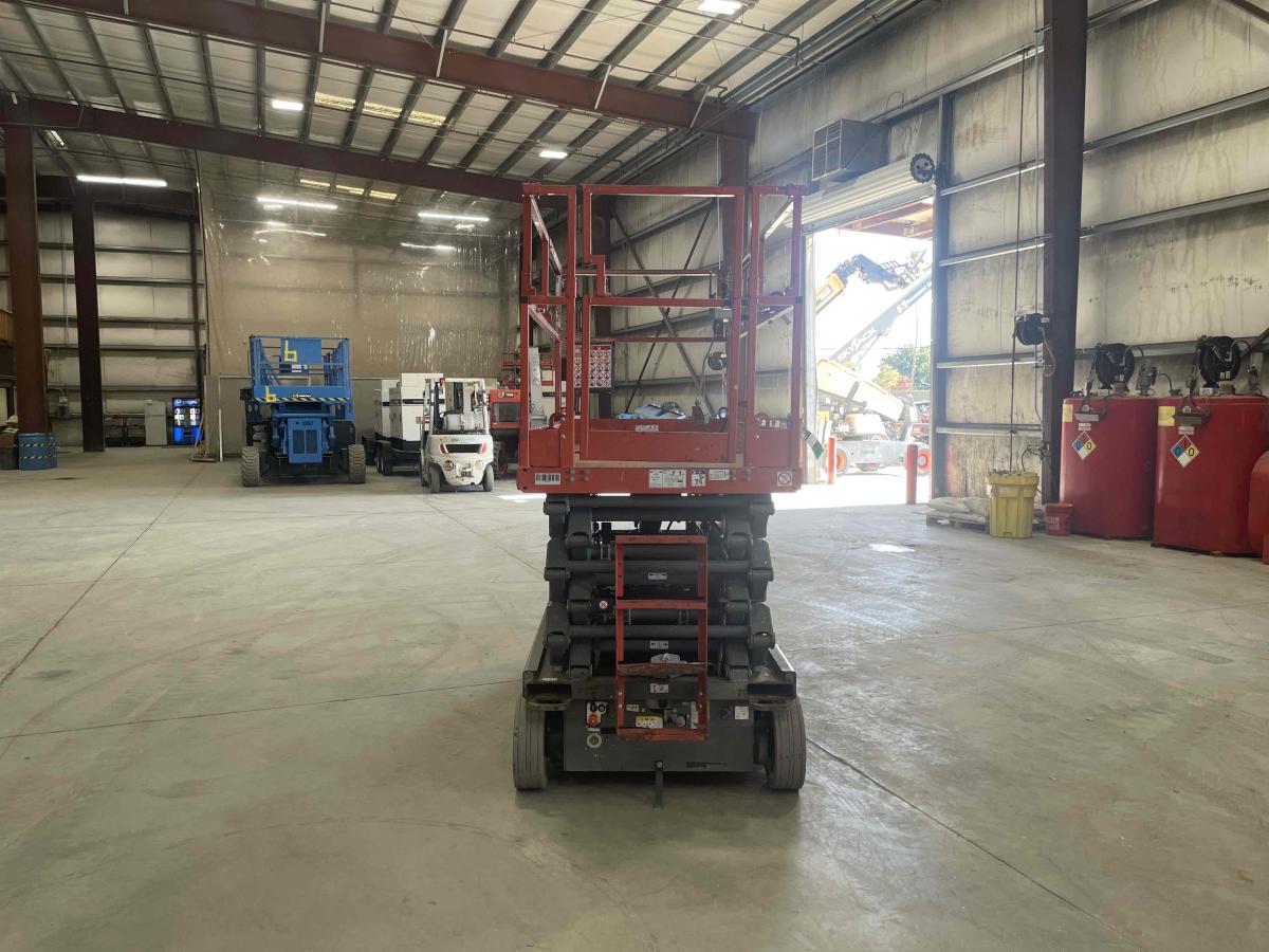 2018 Skyjack SJ4740