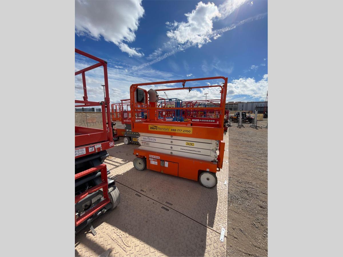 2020 Snorkel S3226E