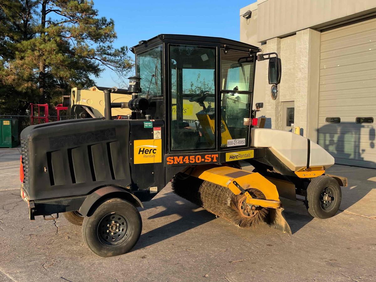 2018 LayMor SweepMaster 450-ST