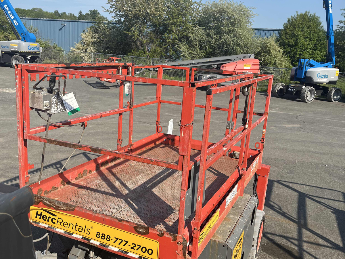 2019 Skyjack SJ-6826RT-2