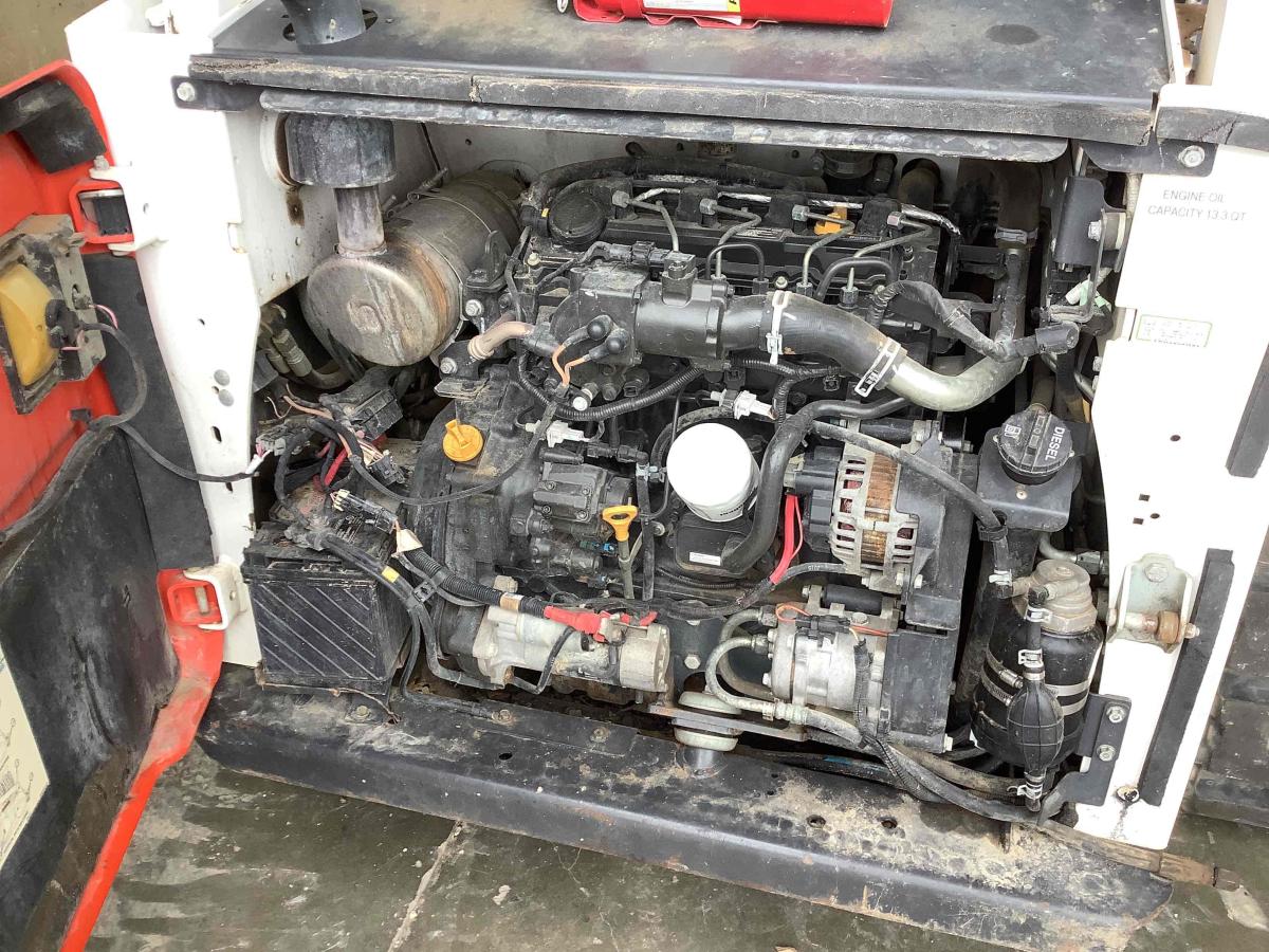 2020 Bobcat T740-5