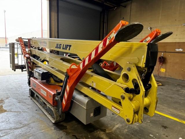 2017 JLG X770AJ-3