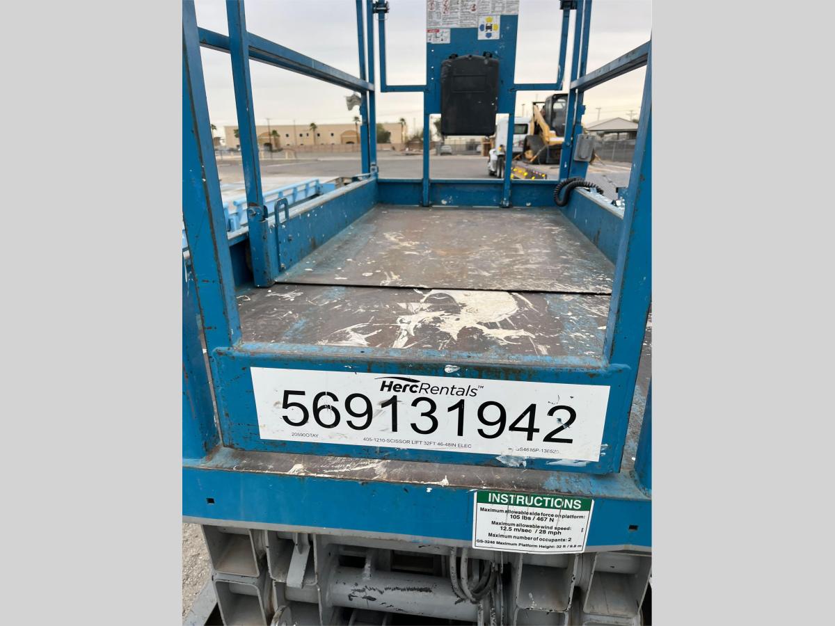 2016 Genie GS-3246