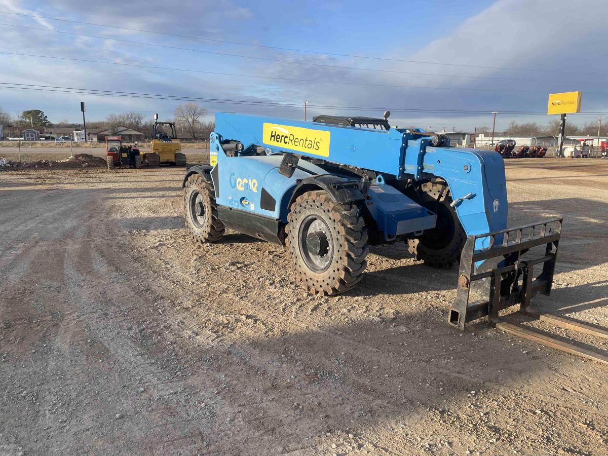 2018 Genie GTH 844