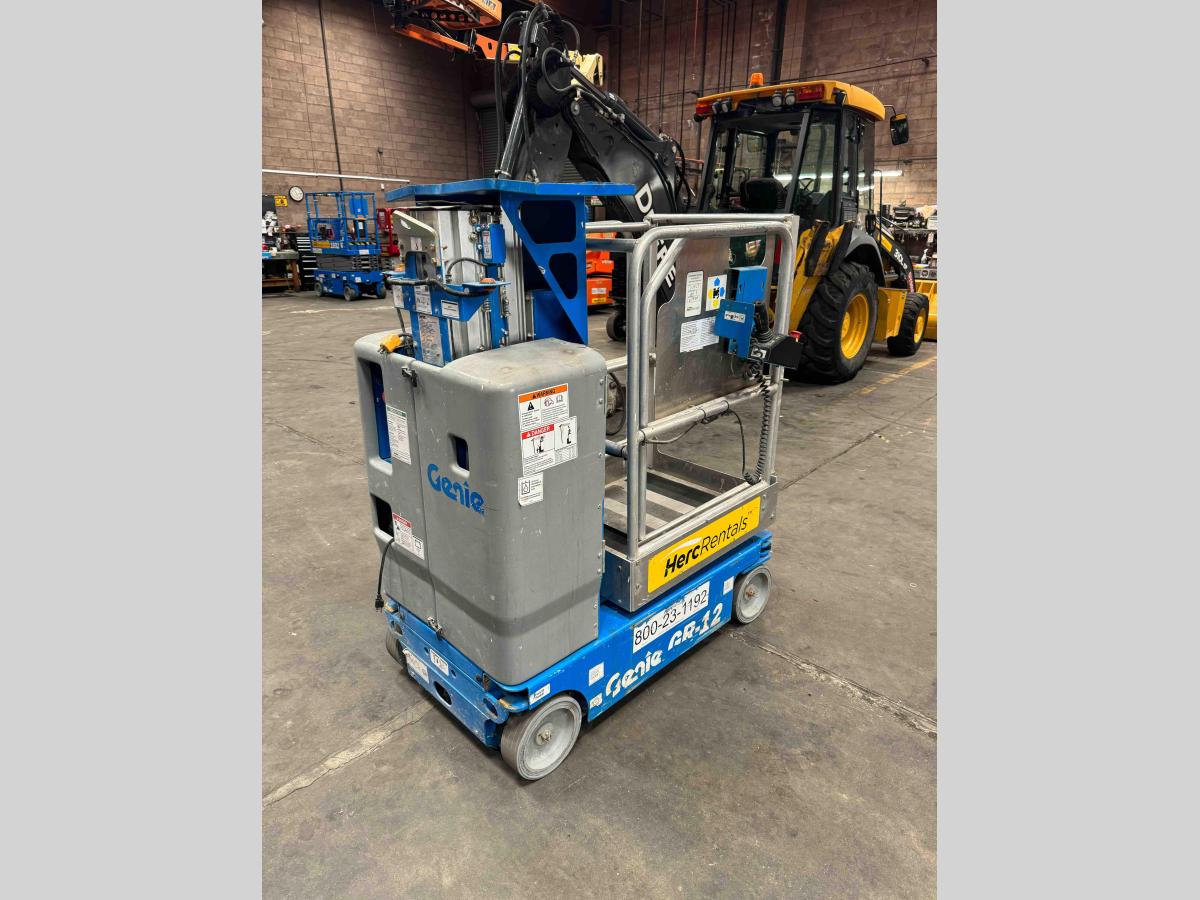 2018 Genie GR-12