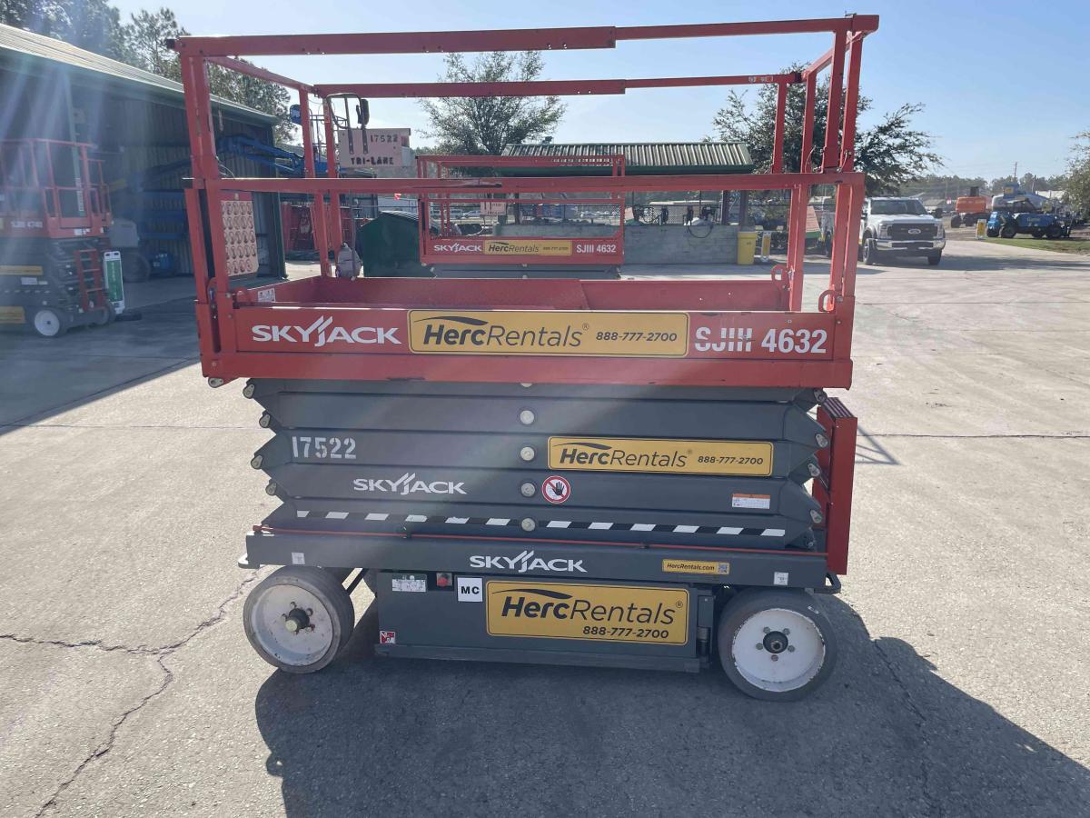 2017 Skyjack SJ4632